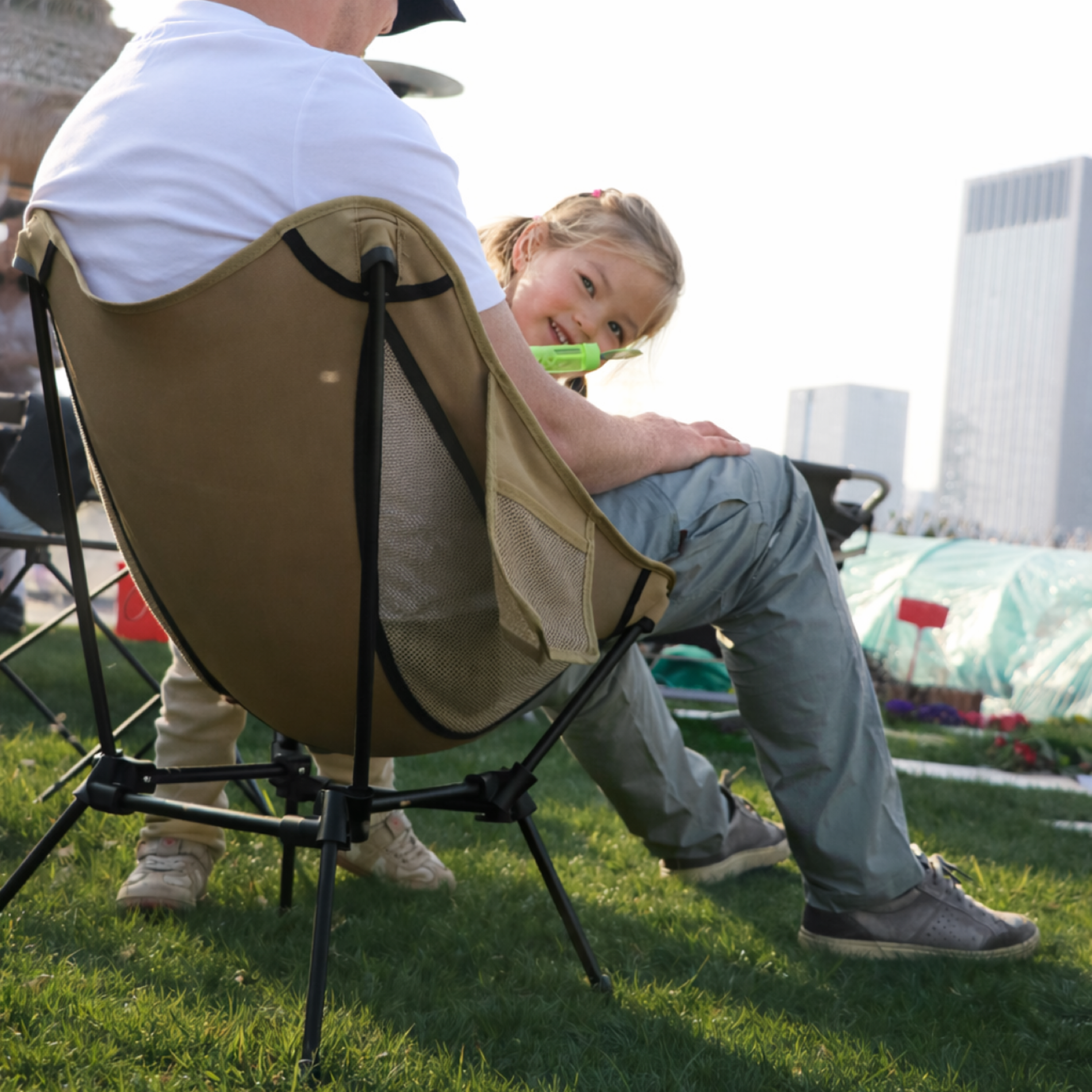Wildhiker chair in a park and family outdoor scene